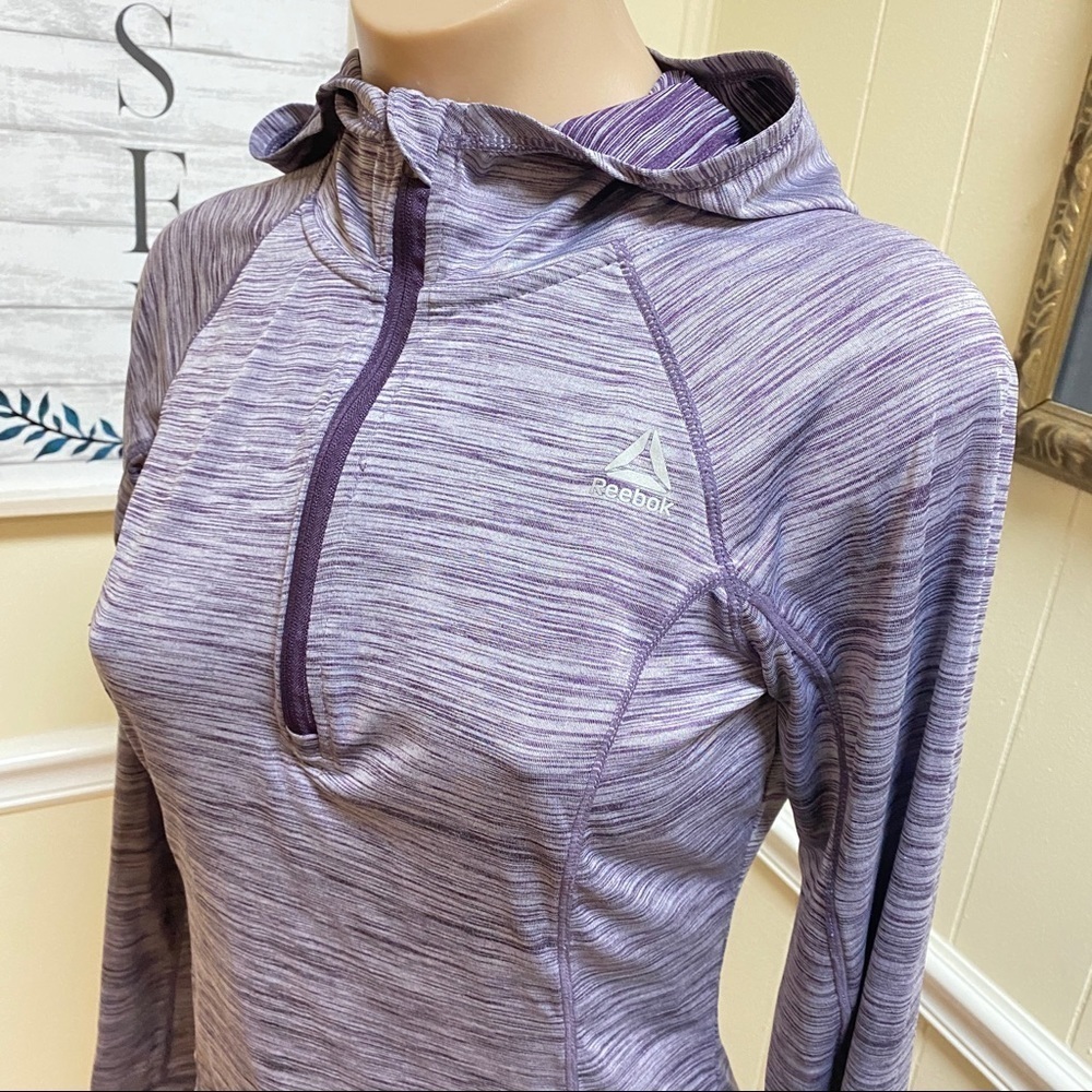 Reebok Lightweight Hooded Athletic Jacket Purple XS - Excellent Condition - Picture 4 of 7